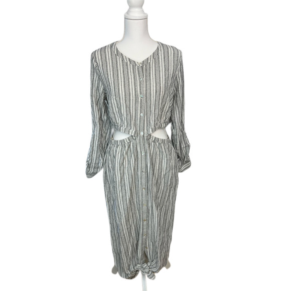lovestitch Dresses & Skirts - LoveStitch Fallon Cutout Grey & White Striped Long Sleeve Boho Midi Dress Size L